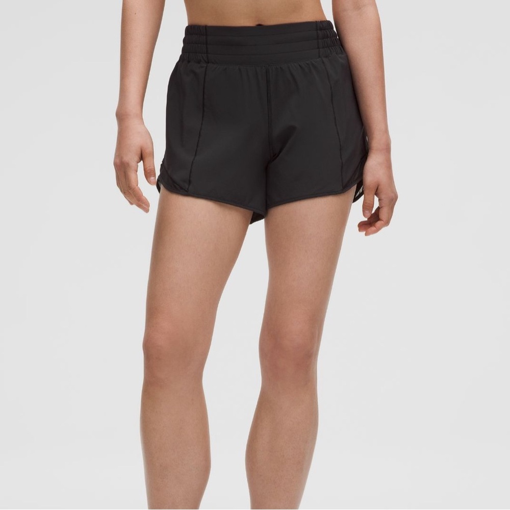 lululemon athletica Hotty hot high-rise lined shorts 4”